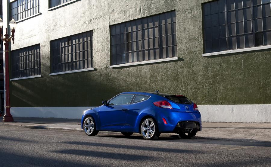  Hyundai Veloster 2011 года  (фото 173 из 184)
